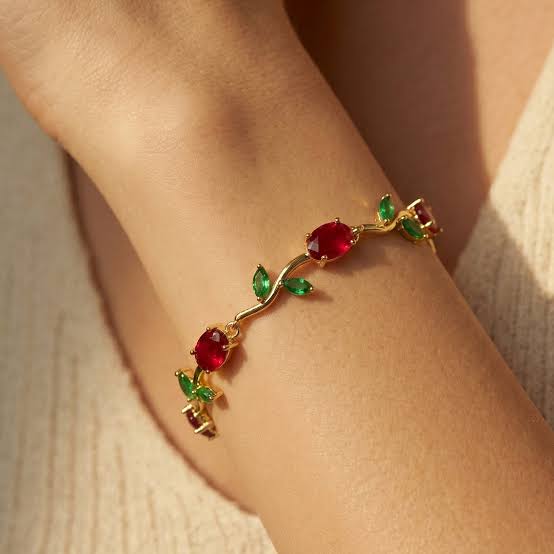 Tulip Crystal Bracelet — Floral Charm Bracelet for Women