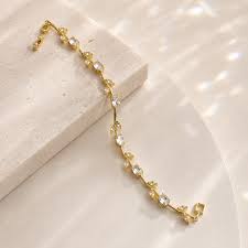 Tulip Crystal Bracelet — Floral Charm Bracelet for Women